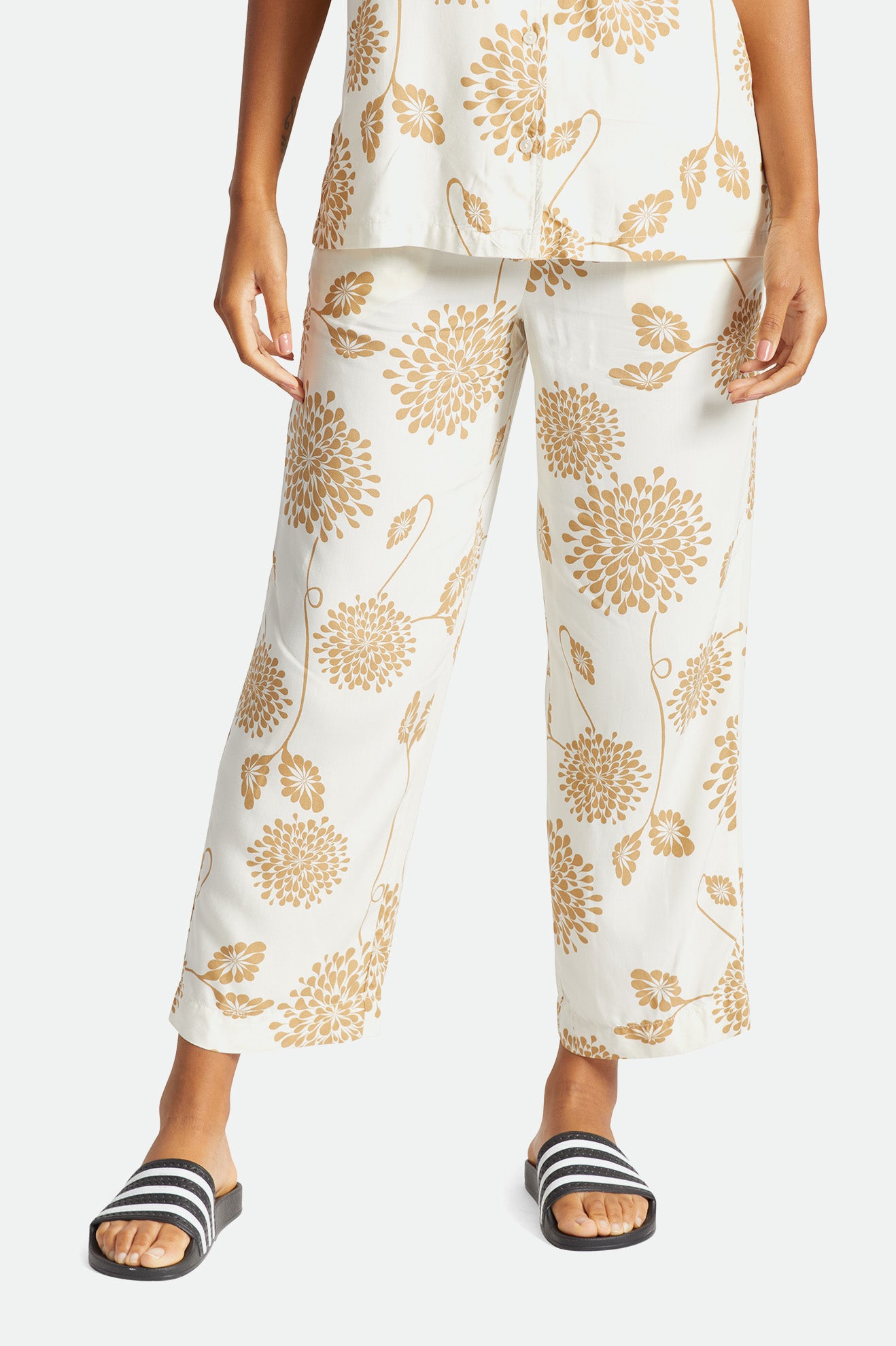 Garden Floral Crop Pant - Dove